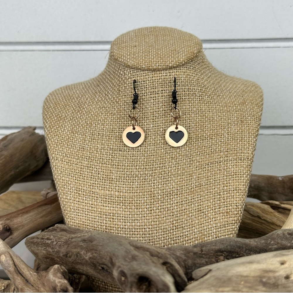 UP SCALE TIME - Black Heart Dangle Earrings Rose Gold / Copper Tone & Black Wire